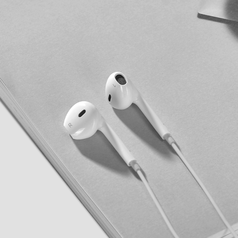 Crystal Joy Wire-controlled Earphones with Microphone (M101) - Image 14