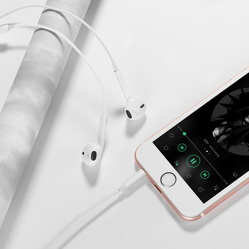 Crystal Joy Wire-controlled Earphones with Microphone (M101) - Image 15